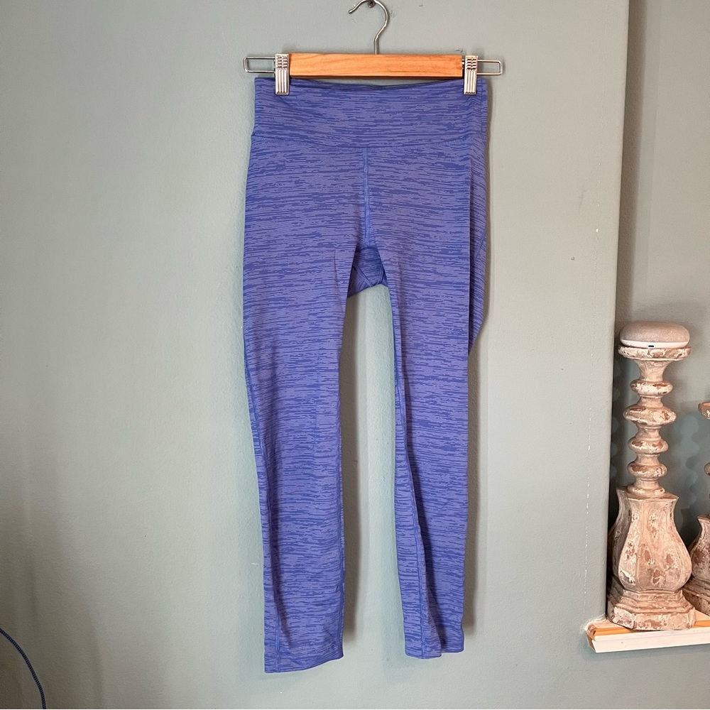 Outdoor voices cropped leggings sz small
